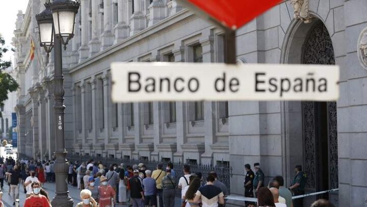 El Banco de España cree que la guerra arancelaria tendrá un impacto limitado para España, pero advierte de la incertidumbre