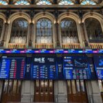 El tirón bursátil e inversor de 2023 estira en 65.000 millones el patrimonio de los ricos de España El tirón bursátil e inversor de 2023 estira en 65.000 millones el patrimonio de los ricos de España