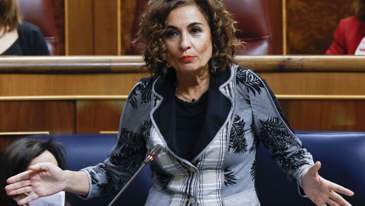 Hacienda sube por la puerta de atrás la tributación del IRPF de las rentas bajas hasta un 180%